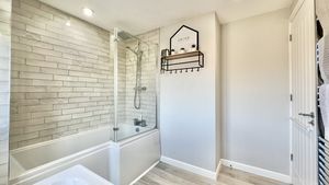 Photo 23- click for photo gallery